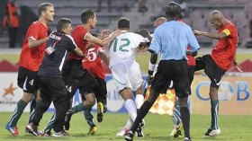 العجيمي: تصرفات بعض المشجعين لن تؤثر على العلاقات بين البلدين