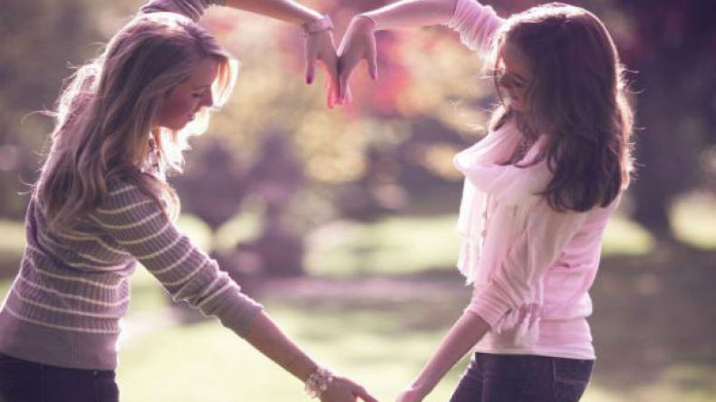 كوني كنزا في حياة صديقاتك