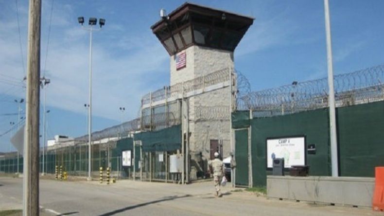 واشنطن بصدد نقل 4 معتقلين من غوانتانامو للسعودية