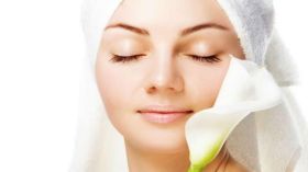 اصنعي كريم التبييض لجسمك في منزلك؟