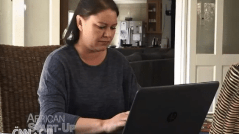 تحولت من معلمة إلى صاحبة شركة لصناعة وجبات الرضّع.. كيف؟!