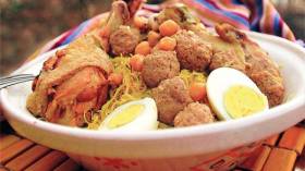 مقطفة بالدجاج