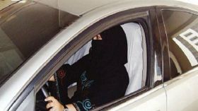 15 جوان.. موعد السعوديات مع قيادة السيارات!