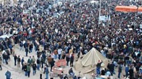متظاهرون ليبيون: “لا قانون لا دستور قال الله قال الرسول”