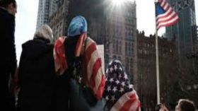 تعويضات مالية لمسلمات أجبرتهن الشرطة الأمريكية على خلع الحجاب