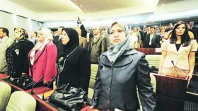 المشاركة السياسية للمرأة الجزائرية محط اهتمام عربي