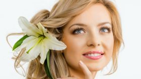 إليك أفضل الوسائل الطبيعية لترطيب البشرة الجافة؟!