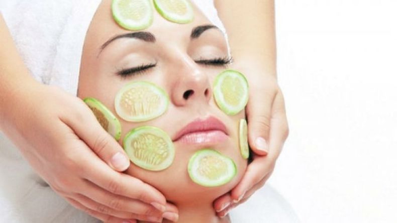 أقنعة الخيار لبشرة مثالية