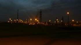 جزائريات ينتهكن رمضان بشرب الخمر في الشركات البترولية