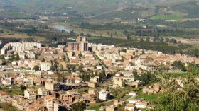 سكان قرى سيدي علي بوناب يشتكون غياب التنمية