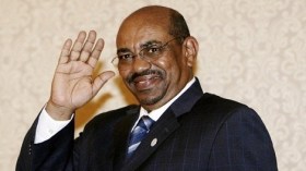 البشير يتعهد بالتخلي عن حكم السودان عام 2020