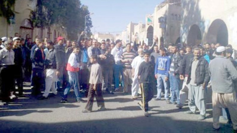 أعيان أعراش خنشلة في قافلة لـ”صلح ذات البين” بغرداية