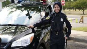 اللبنانية أمل شموط.. أول شرطية محجبة في أمريكا
