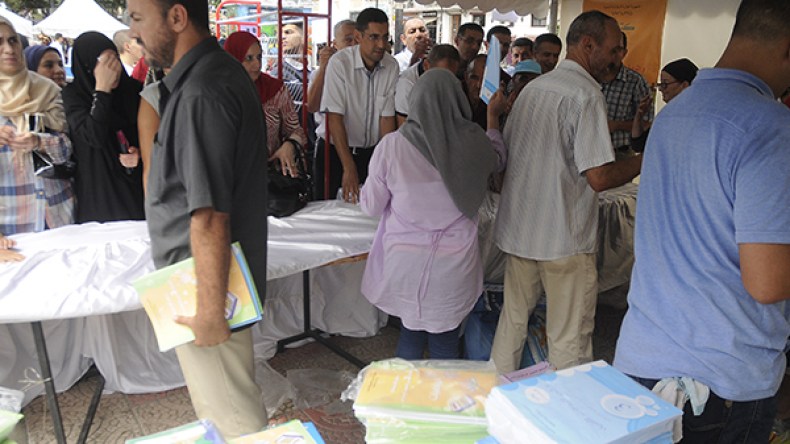 كتب مدرسية تباع بأسعار غير شرعية ببراقي!