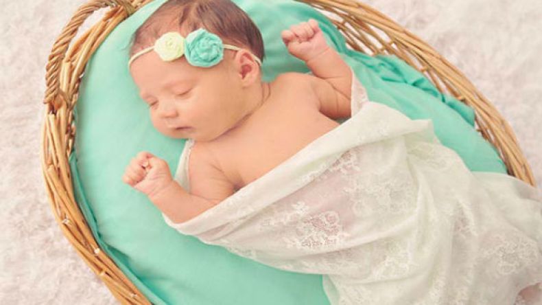 عائلة إيرلندية ترزق بمولود من جنس أنثى