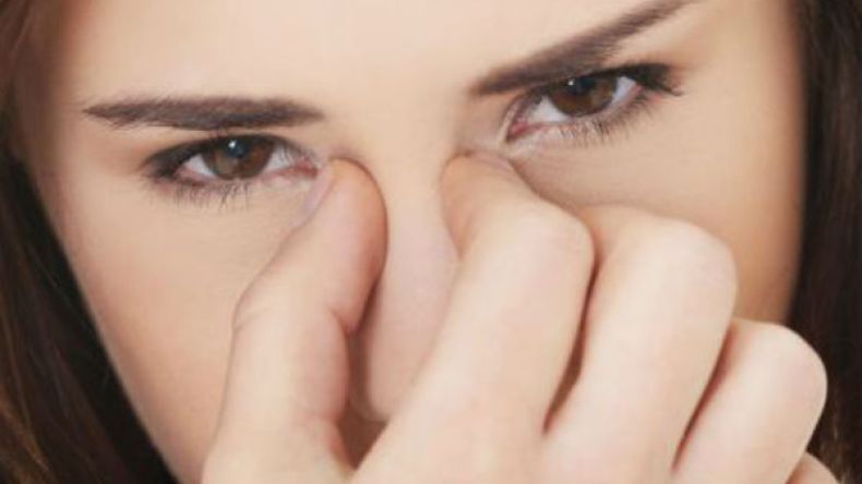 آلام العين.. بين الإرهاق العادي والإشارات الخطيرة