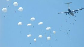 اختفاء 3 مظليين عسكريين روس