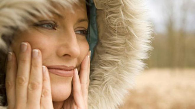 كيف تعتنين ببشرتك في هذا الفصل؟!