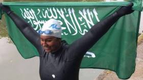 مريم صالح بن لادن.. طبيبة حطمت الرقم القياسي بقطع نهر التايمز سباحة