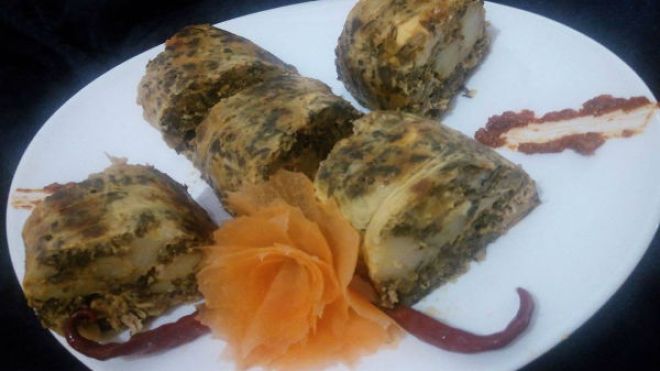 طاجين السبانخ بالدجاج