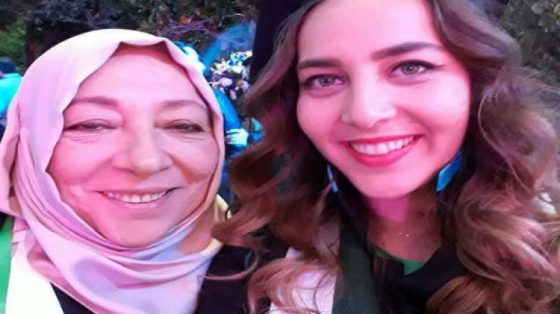 مقتل معارضة للنظام السوري وابنتها في إسطنبول