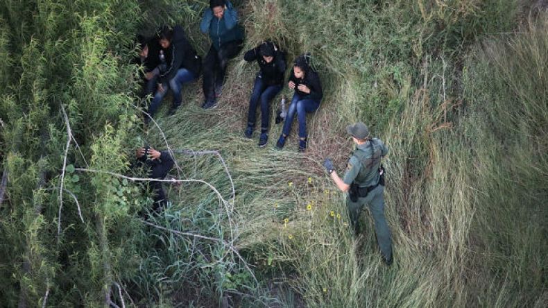 مهاجرون يتدافعون نحو أمريكا استباقا لتطبيق القوانين الصارمة