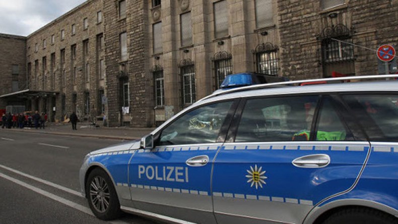 القبض على تاجر سلاح ألماني يشتبه ببيعه رشاشات لمدبري هجمات باريس