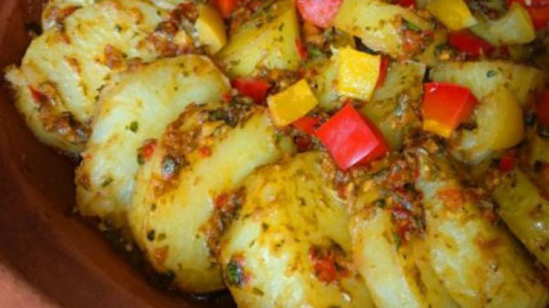 طاجين البطاطا المسلوقة