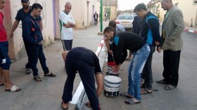 حملة لتنظيف حي 20 أوت ببلدية تغزوت في البويرة