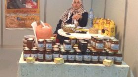 نعيمة سليمي.. امرأة أخذت من النّحل نظامه ونشاطه