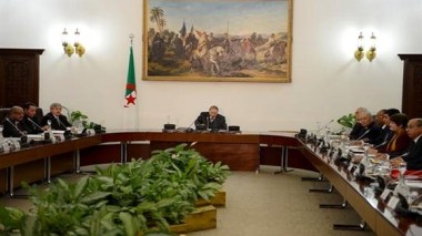 Le Président Bouteflika préside une réunion du Conseil des ministres