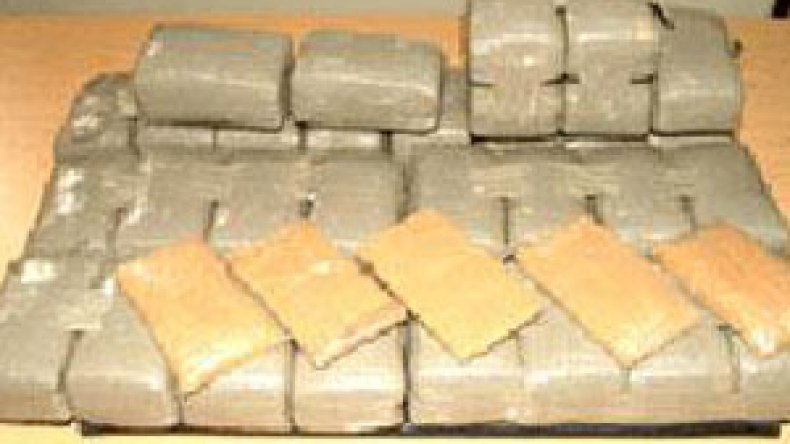 حرس الحدود ببشار يسترجع 40 قنطارا من الكيف المعالج