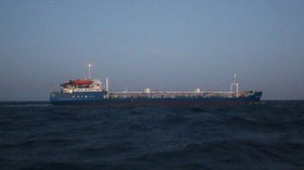 موسكو تسعى لتحرير طاقم ناقلتها المحتجزة بليبيا