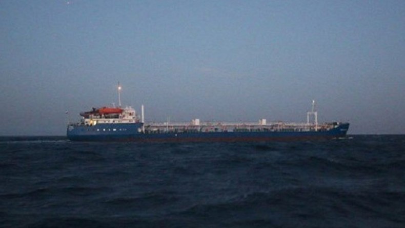 موسكو تسعى لتحرير طاقم ناقلتها المحتجزة بليبيا