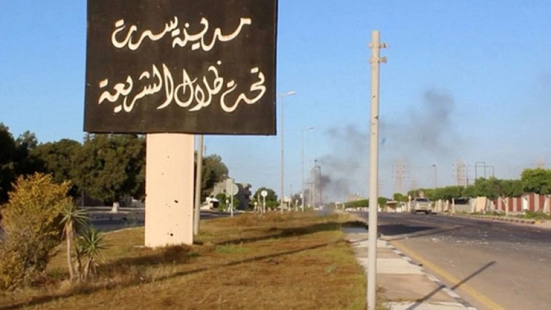 القوات الليبية تقصف مواقع “داعش” في سرت