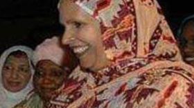 عقيلة رئيس موريتانيا المخلوع تطالب بتحقيق دولي حول اتهامها بالفساد