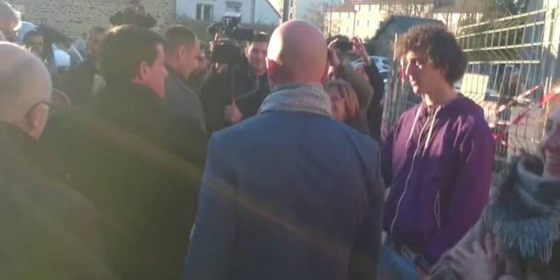 Bretagne: Manuel Valls giflé !