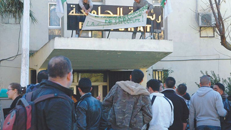 معاهد وجامعات في إضراب منذ بداية العام وأخرى على صفيح ساخن