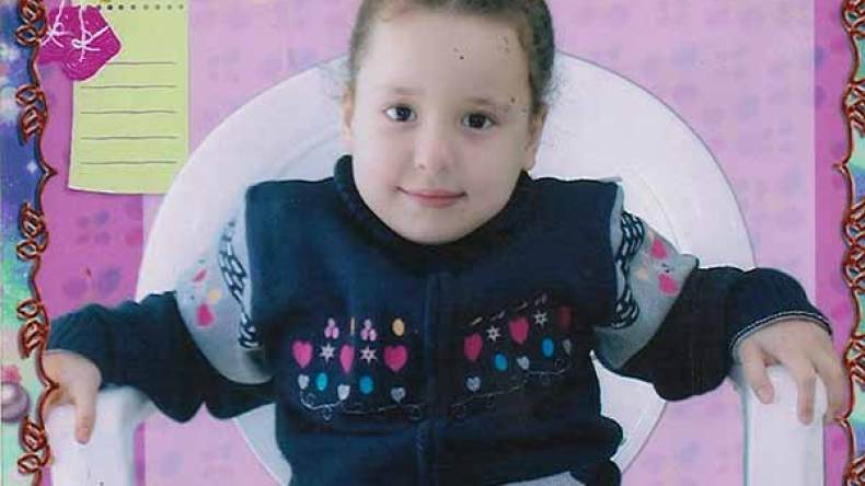 “دنيا رحاب” تحتاج لعملية جراحية عاجلة في تركيا