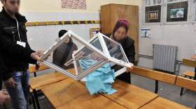 مجرد هفوة أم هامش مناورة لتدخل الإدارة في تسيير الشأن المحلي؟