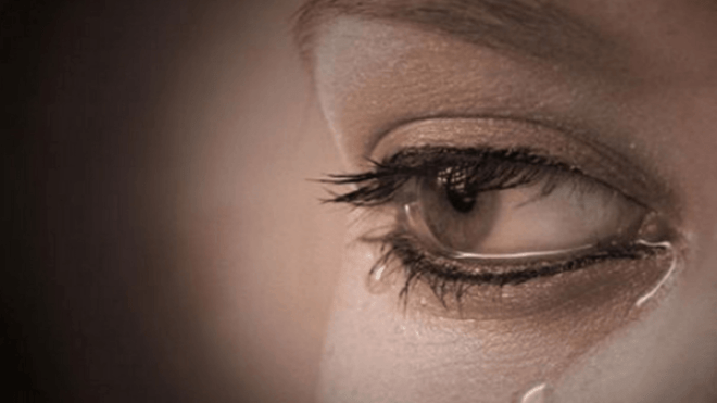 مطلقة وهذه الكلمة تحزنني!