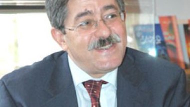 Le président demande la révision des moyens de financement des opérations de préservation de paix en Afrique.