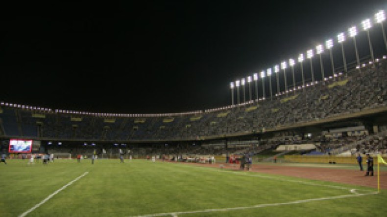 مشكلة ملعب 5 جويلية في التربة ولا حل إلا بتغييرها