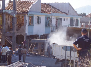Un attentat-suicide cible l’APC de Beni Aissi, à Tizi Ouzou : un gardien tué et 9 gendarmes blessés