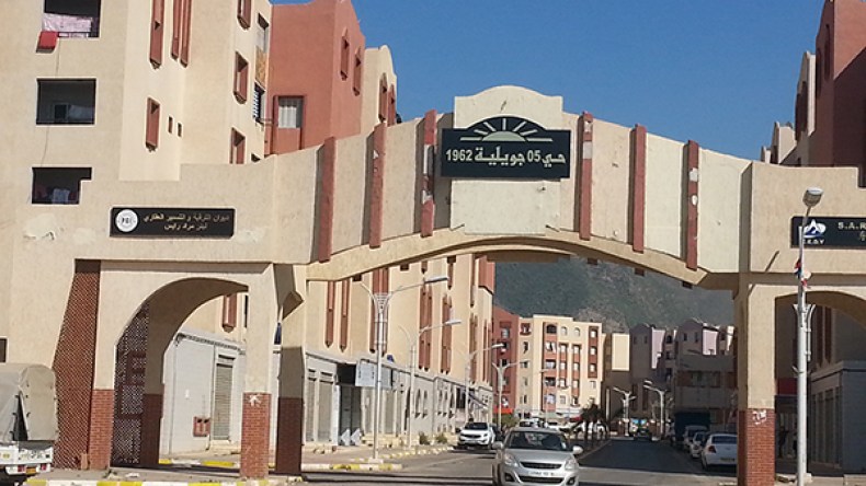 تجدد المواجهات بين شباب حي 5 جويلية 1962 بالأربعاء