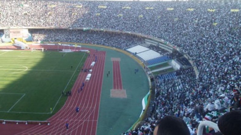 ملاعب العاصمة ووهران مرشحة لإحتضان أمم إفريقيا 2013 للأواسط