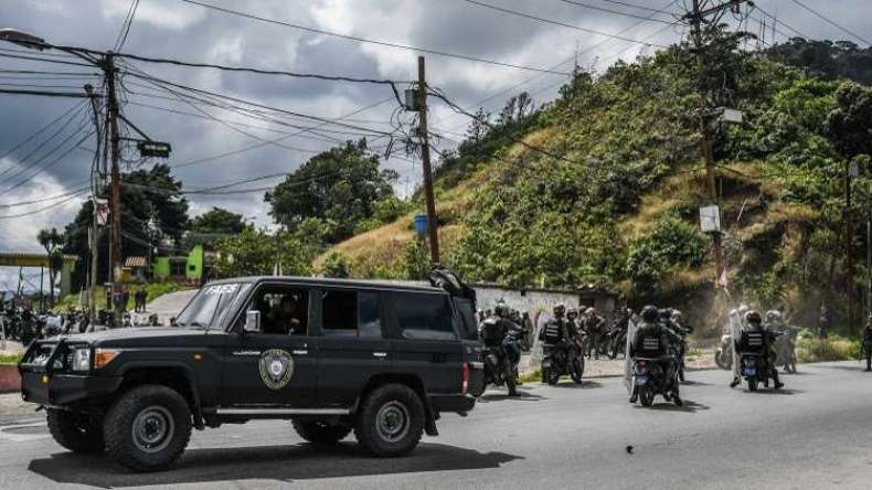 فرار 20 سجينا من مركز للشرطة في فنزويلا