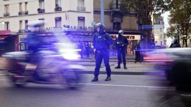 Saint-Denis:Une femme kamikaze se fait exploser dans l'assaut policier
