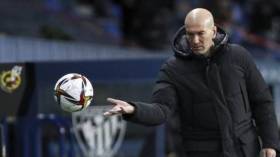 إصابة زين الدين زيدان بفيروس كورونا