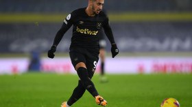 سعيد بن رحمة يغرق في طوفان ليفربول ومحمد صلاح